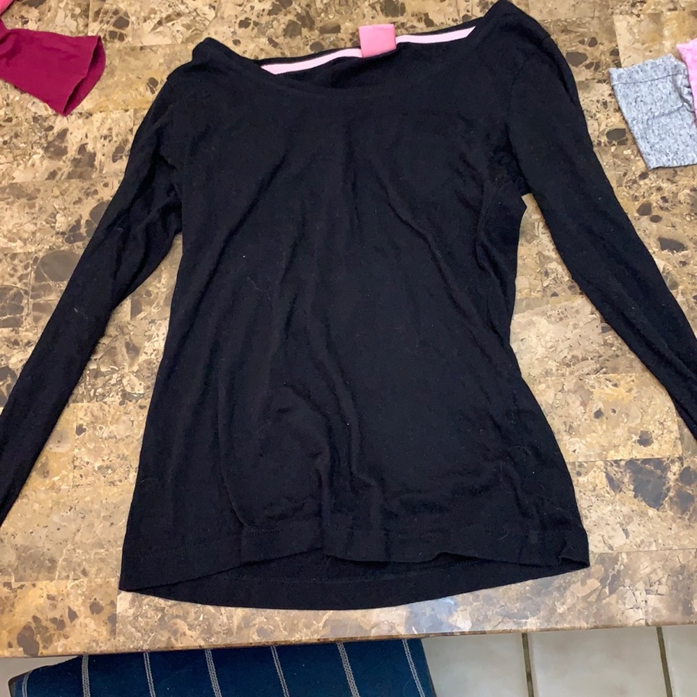 Black t shirt